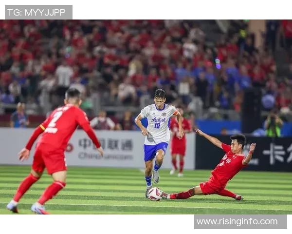 赛后分析重庆足球队与成都足球队球员个人能力的对比与启示