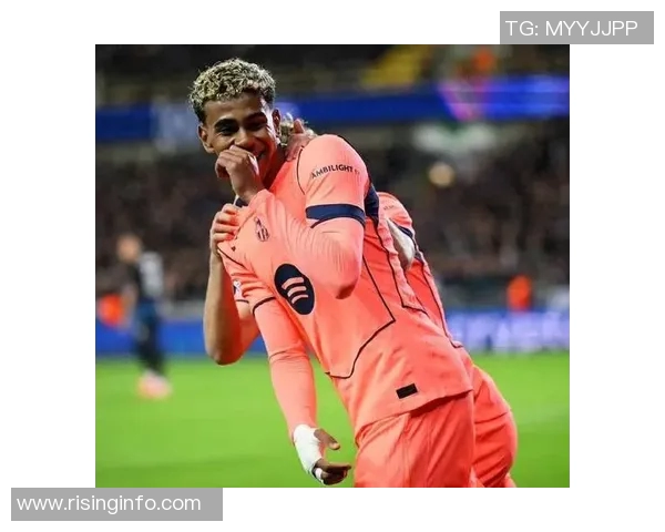 恒大与巴萨激战正酣比分揭晓引发球迷热议与期待