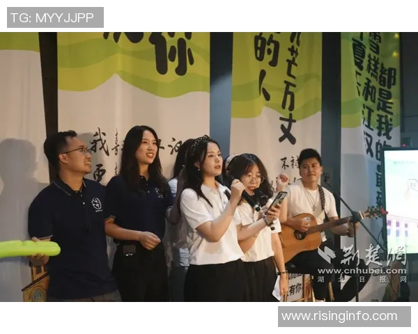 韩硕的成长之路：从青涩学子到职场精英的蜕变与奋斗历程