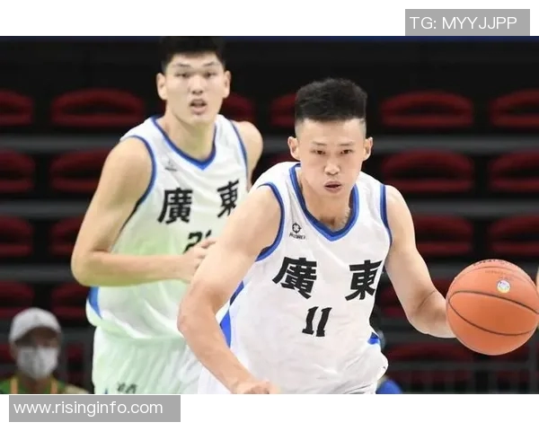 任骏飞领衔广东男篮奋战新赛季展现实力与团队精神的精彩旅程