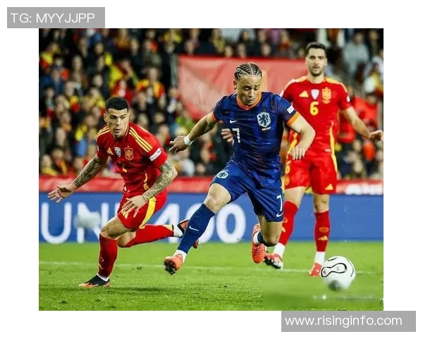 2014年世界杯经典重播西班牙对荷兰的激烈对决回顾 2014年世界杯经典重播西班牙对荷兰的激烈对决回顾